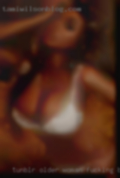 Tunblr older woman fucking boys.